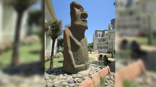 Viña del Mar: Reginato y Museo Fonck le dan portazo a retorno de moái a Rapa Nui
