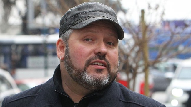 Dávalos dice haber perdido contratos por la 