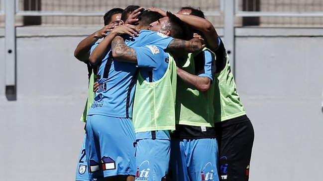 Iquique ganó con drama y Colo Colo mostró su peor cara previo al Superclásico