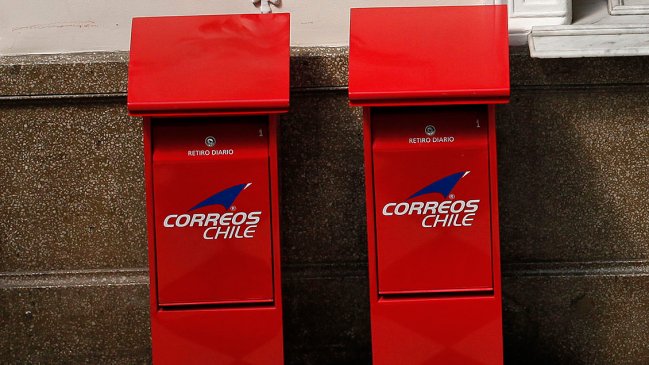 Detuvieron a jefe de CorreosChile en Rapa Nui por millonario robo a la empresa