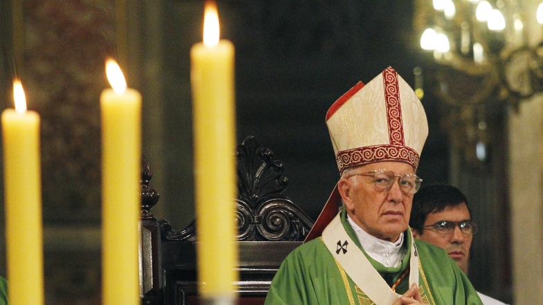 Realizarán velatón en Catedral de Santiago previo a declaración de Ezzati