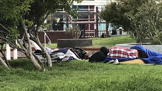 Iquique: En septiembre regirá ordenanza que prohíbe pernoctar en la vía pública