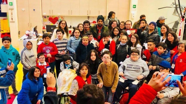 La Teletón envió mensaje a Claudio Bravo y el arquero respondió: Lo mío es solo un rasguño