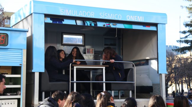 Simulador sísmico inicia en Rancagua un recorrido por regiones