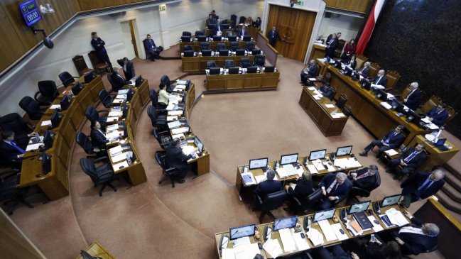 Senado también hace coincidir semana distrital con Fiestas Patrias