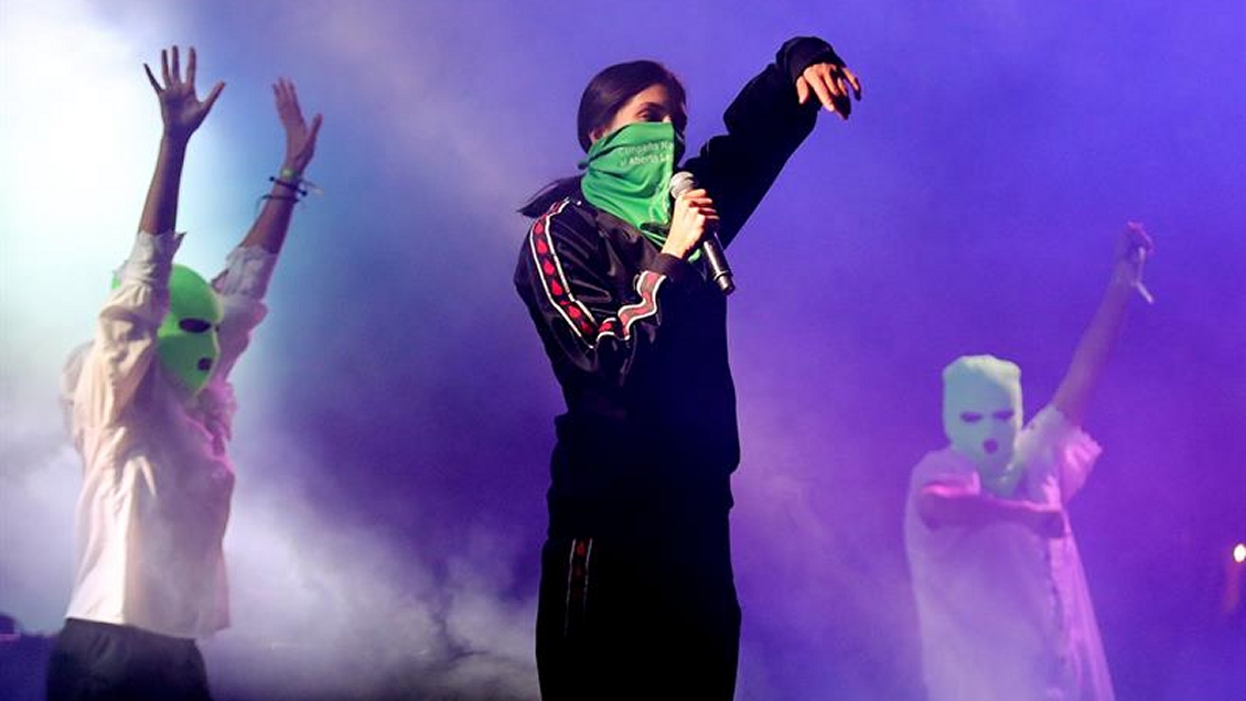 Polémica por presentación simultánea de Pussy Riot en Bogotá y Edimburgo