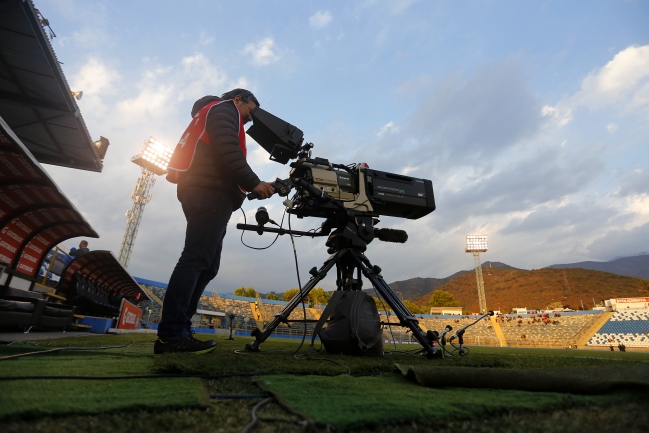 Comisión de Cultura aprobó proyecto que busca transmitir el fútbol chileno por TV abierta