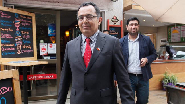 Caso del profesor: Intendente evitó comentar sus dichos sobre bandas extranjeras