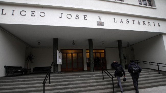 Tras 104 años de historia, el Liceo Lastarria inicia proceso para volverse mixto