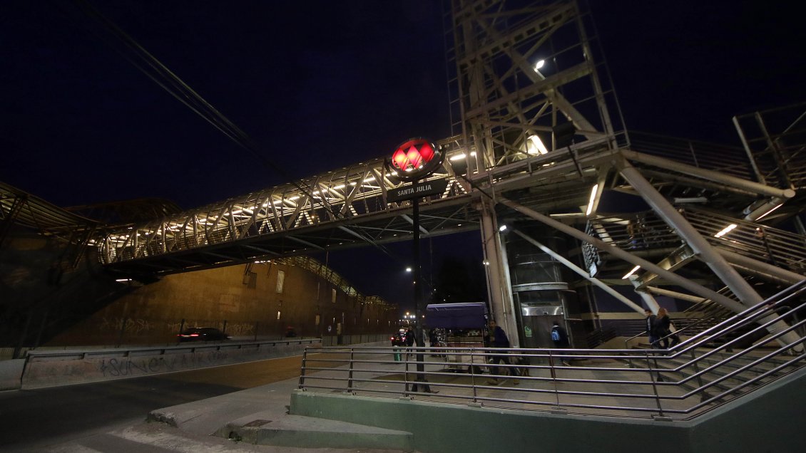Metro de Santiago se sumó a querella por Ley de Seguridad del Estado tras incidentes