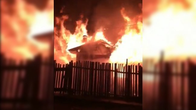 Incendio destruye una casa en Curanilahue