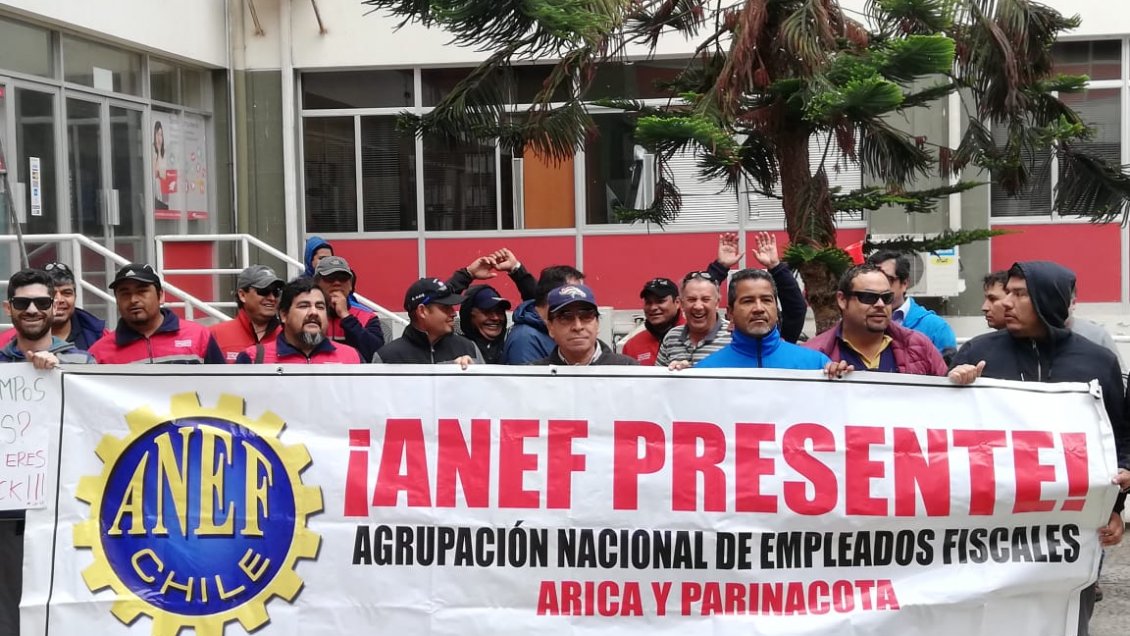 ANEF de Arica protestó frente a la Seremi de Obras Públicas por despidos masivos