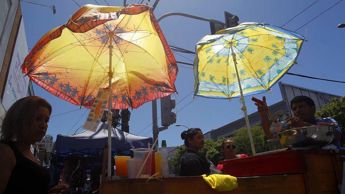 Las altas temperaturas que tendrá este fin de semana la Región Metropolitana