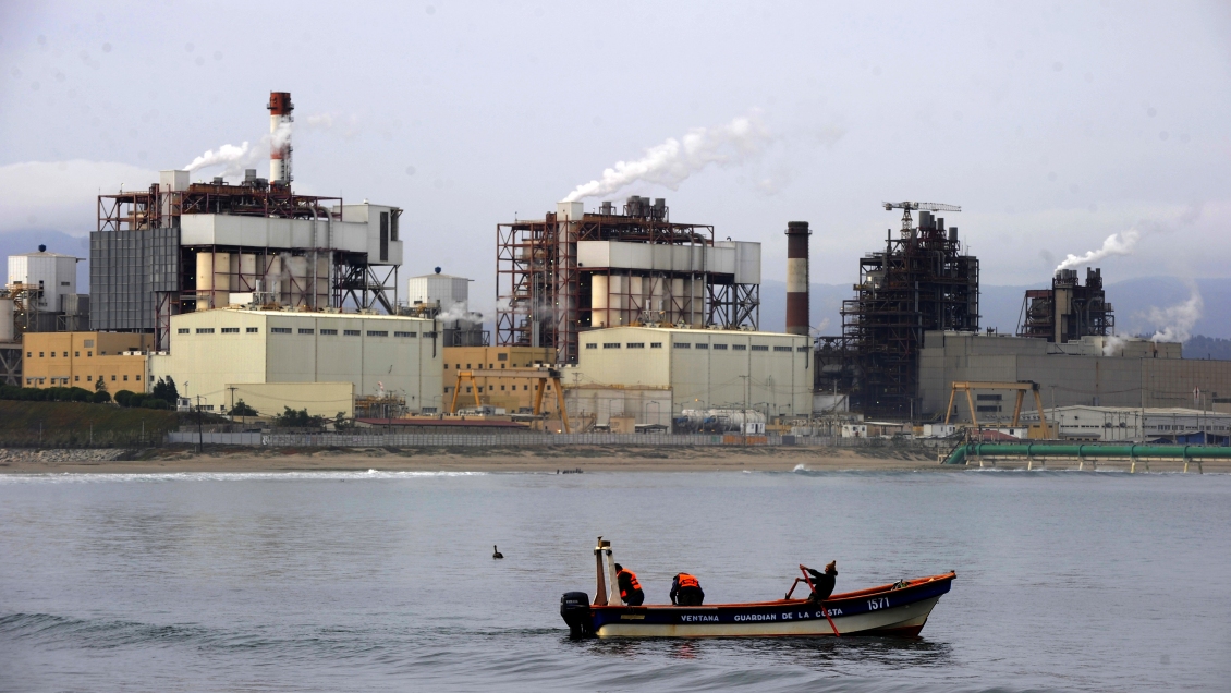 Autoridades confirmaron responsabilidad de ENAP en emisiones contaminantes de Quintero