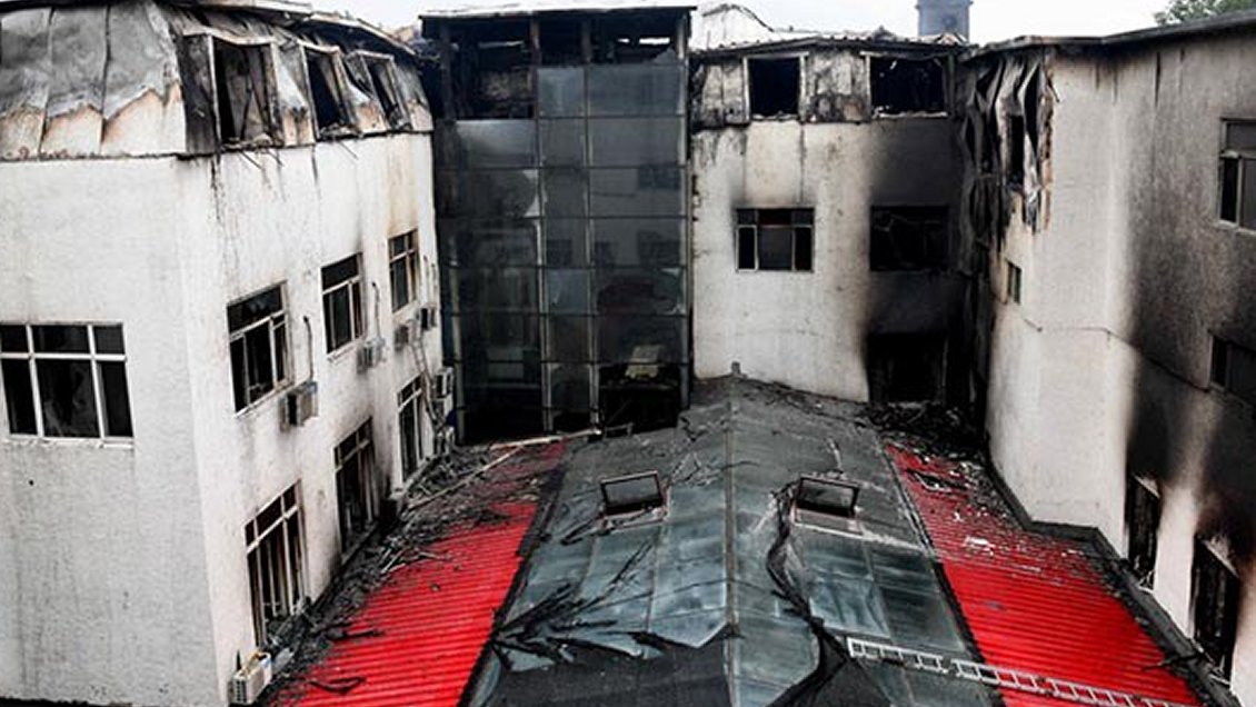 Incendio en hotel cobró la vida de 18 personas en China
