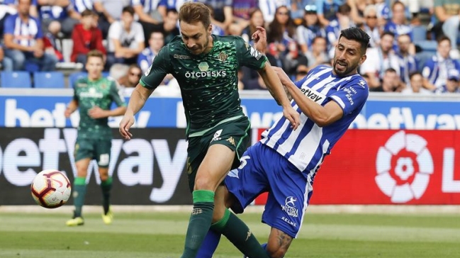 Guillermo Maripán fue titular en la igualdad de Alavés ante Betis en España