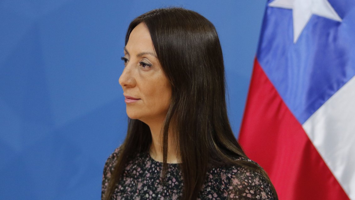 Carabineros detuvo a joven que amenazó por Twitter a ministra Cecilia Pérez