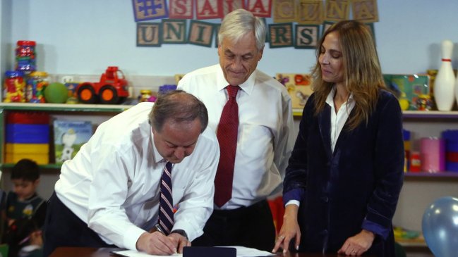 Sala Cuna Universal: Autoridades explican detalles a trabajadoras de casas particulares