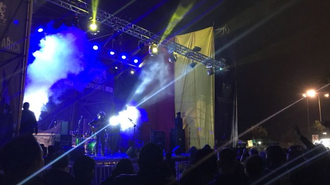 Día de la Juventud se celebró en Arica con concierto en playa Chinchorro