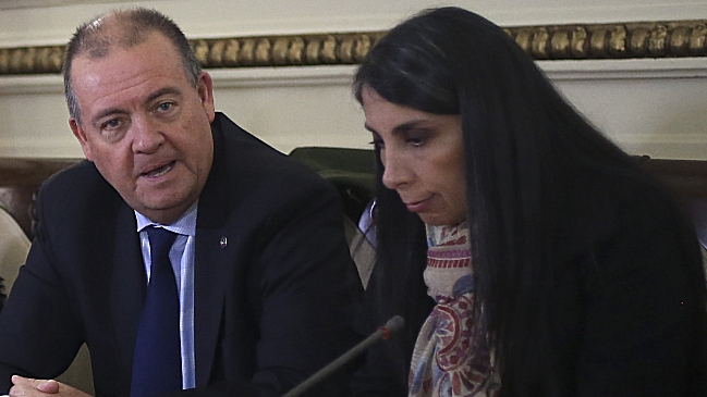 Intendenta Rubilar acusó amenazas tras sus denuncias por el Superclásico