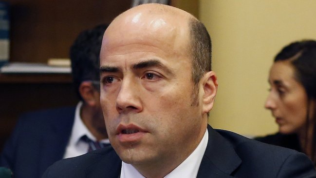 Bermúdez confirma que sacó a subcontralora por el 