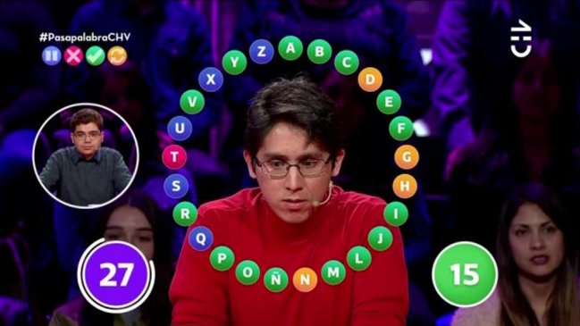 Fanático hasta los huesos: Seguidor proyectó 