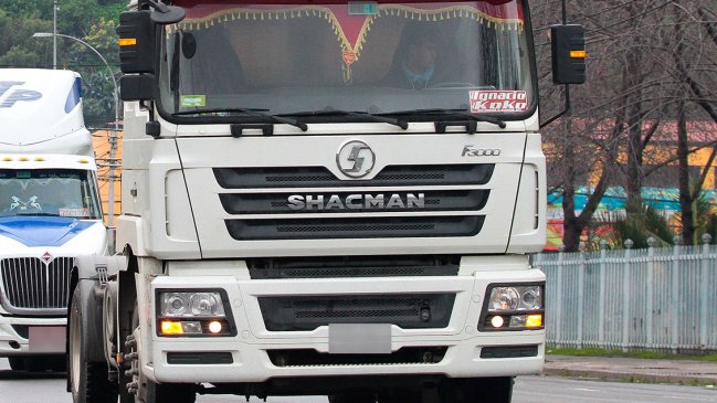 Camioneros acusan a 