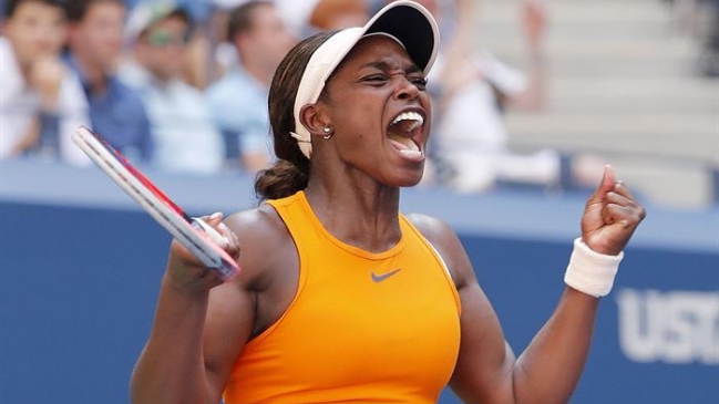 Sloane Stephens reaccionó a tiempo para mantener su defensa del título en el US Open