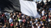 Cerca de 200 hinchas vieron suspendido su vuelo a Brasil para ver a Colo Colo