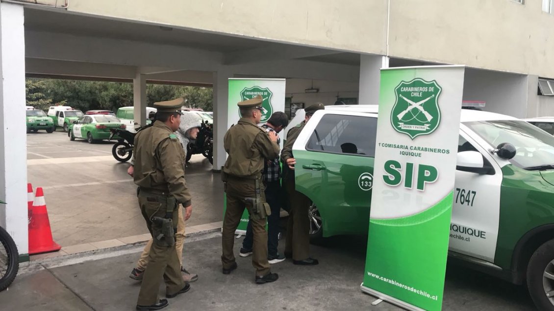 Dos adultos y un menor detenidos en robo frustrado a local en Iquique