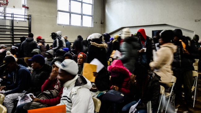 Desde mayo entran a Chile menos haitianos de los que salen