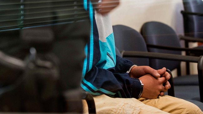 Condenaron a 111 años de cárcel a hombre que violó a su hija por más de una década