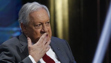  Salah sobre muro caído en 