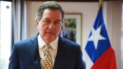   Canciller Ampuero: Evo Morales quiere negar la ley de la gravedad 