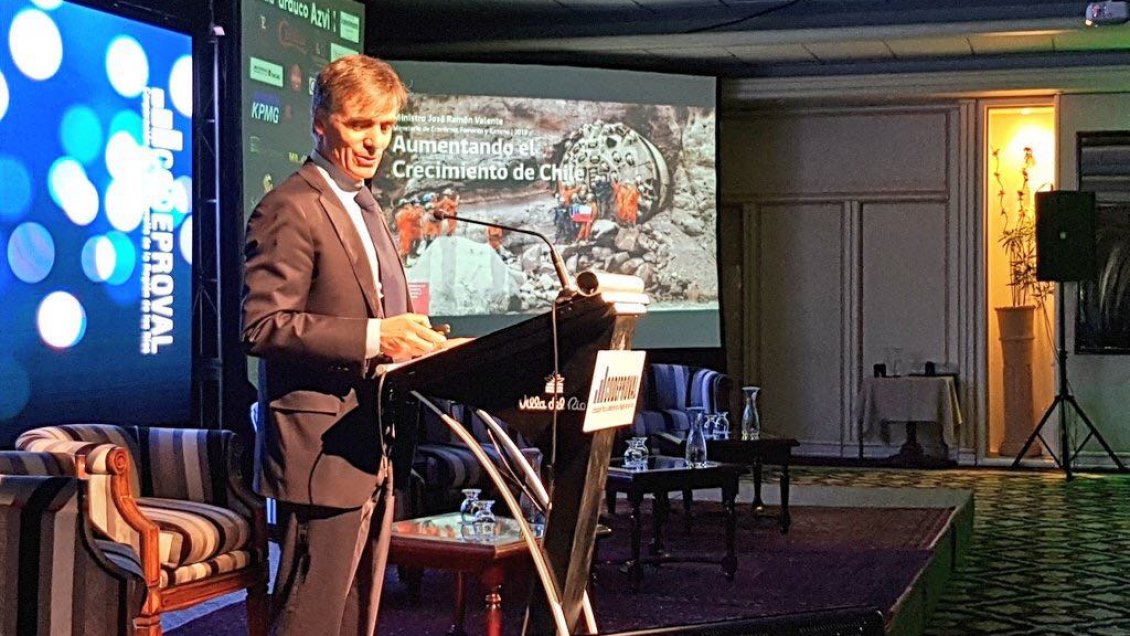 Ministro Valente dictó charla inaugural del Encuentro Empresarial del Sur
