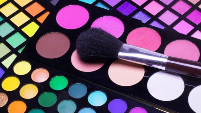 EE.UU.: Mujer fue detenida tras ser descubierta traficando heroína a través de cosméticos