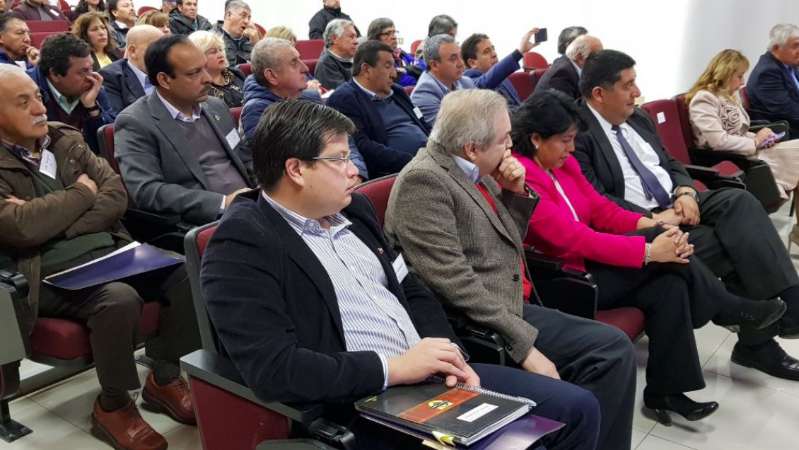 Atacama: Pirquineros criticaron rol de Enami tras seminario de pequeña minería