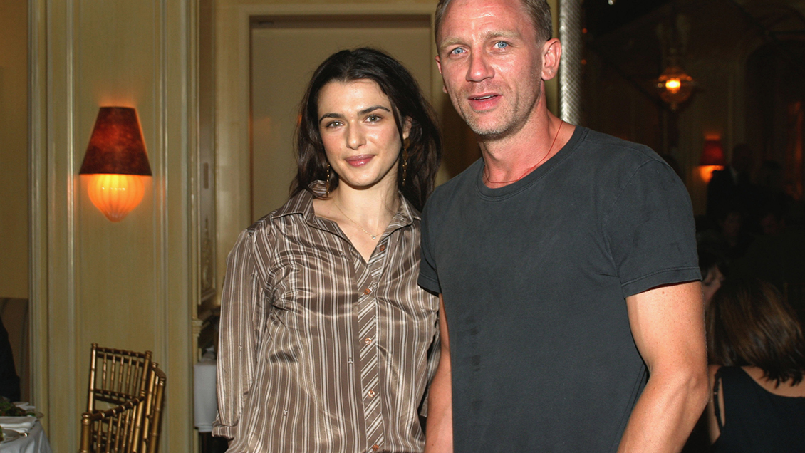 Rachel Weisz y Daniel Craig dan la bienvenida a su primer hijo