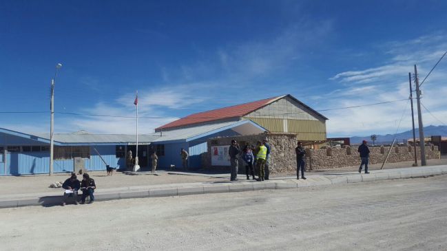 Antofagasta: Detienen a dos sujetos en paso fronterizo Ollagüe por no cumplir condena