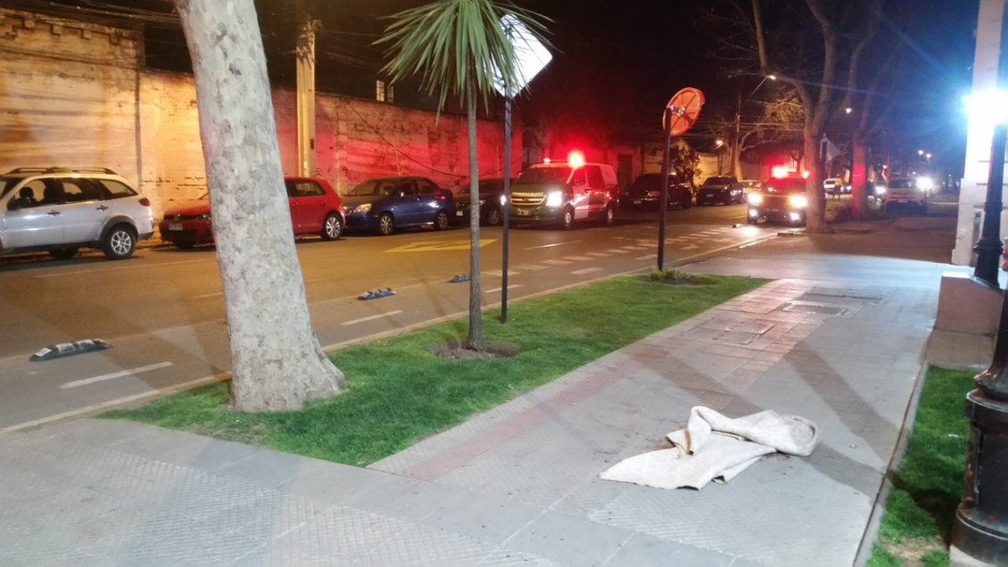 Un sujeto fue herido de bala tras un enfrentamiento con Carabineros en las cercanías del Club Hípico