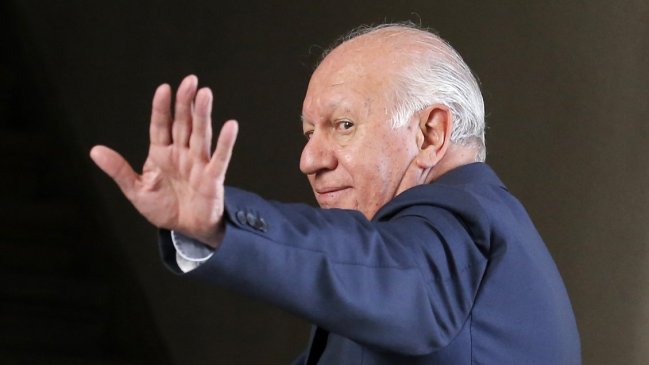 Ricardo Lagos responsabilizó a las universidades de que el CAE 