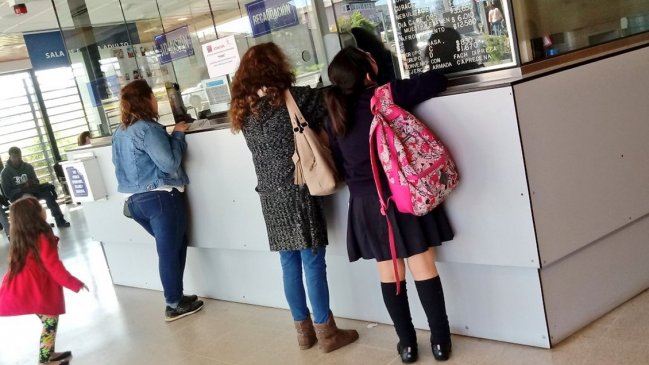 Aumentaron escolares con signos de intoxicación en Quintero tras volver a clases