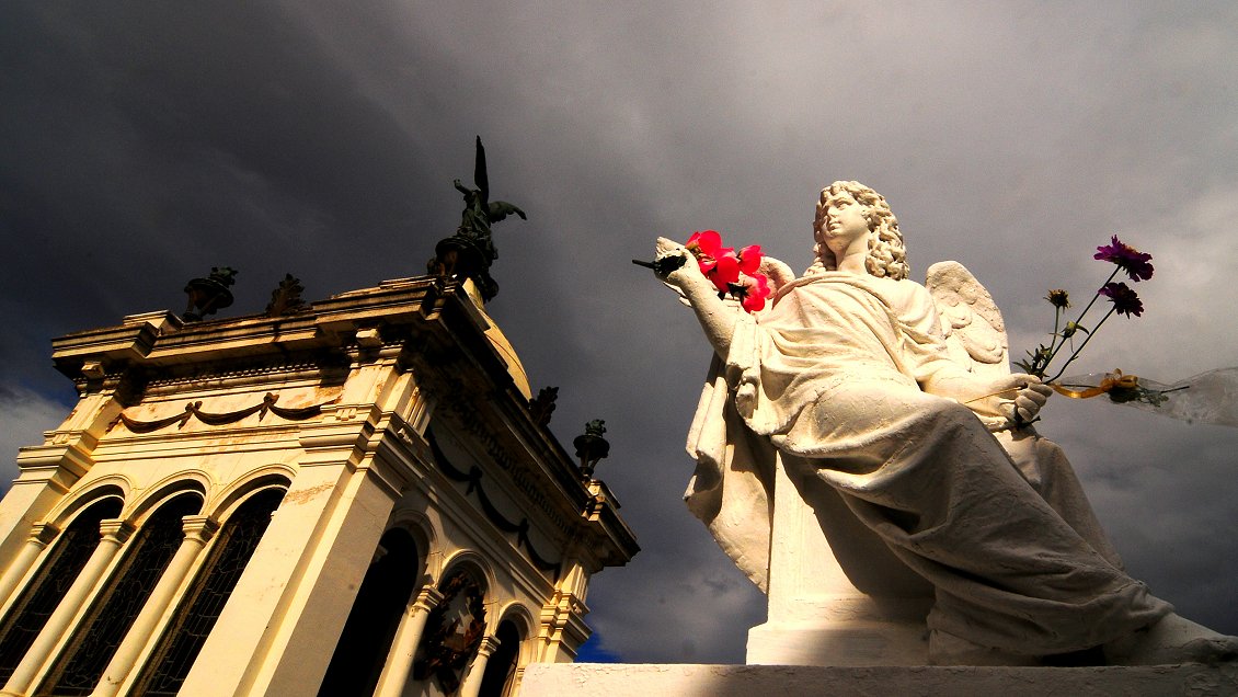 Cementerio Municipal lidera votación de los 
