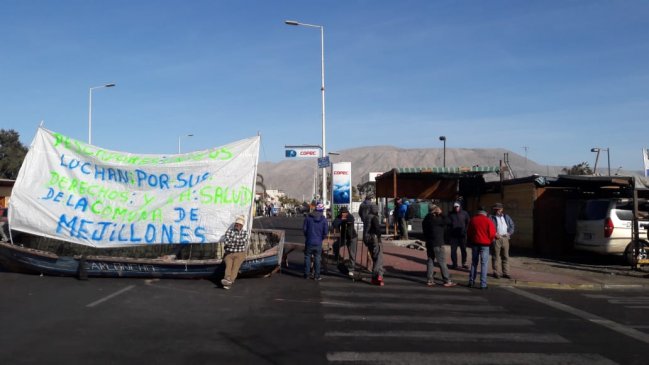 Mejillones marcha contra la contaminación: 