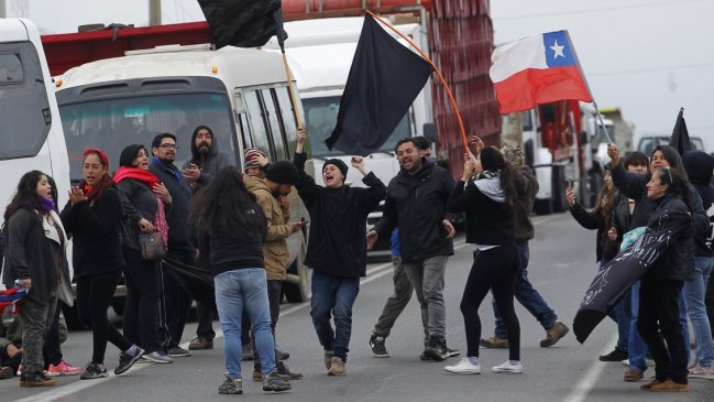 Manifestantes cortaron ruta en Quintero: 