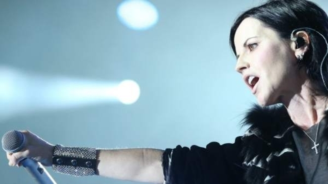 Dolores O'Riordan murió finalmente ahogada por una intoxicación etílica