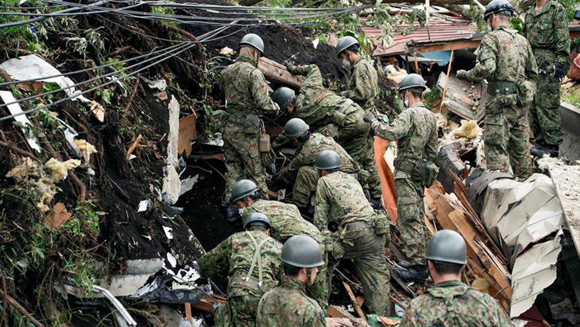 Aumentan a 18 los muertos por el terremoto en el norte de Japón
