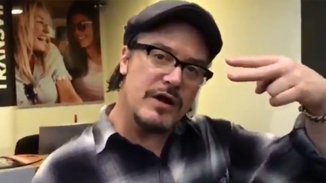 Mike Patton ya está en Chile para cumplir con tres conciertos