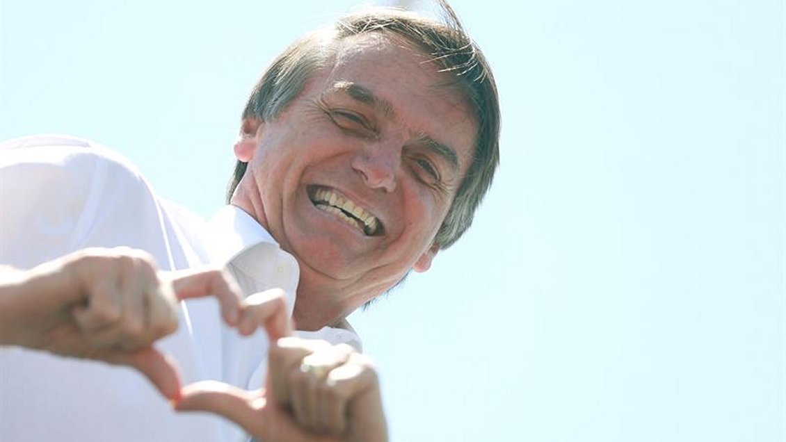 Brasil: Candidato ultraderechista apuñalado dice que en breve estará al 100%