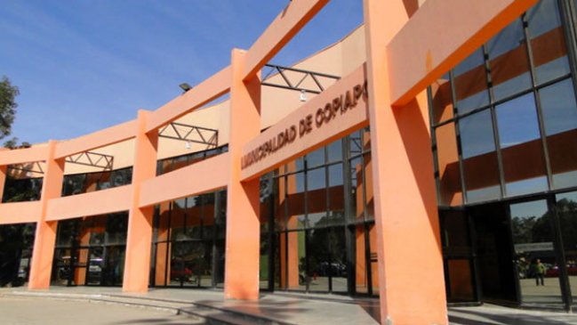 Copiapó: Alcalde llamó a funcionarios a realizar movilización 